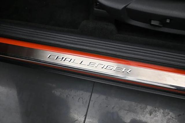 2009 Dodge Challenger SRT8