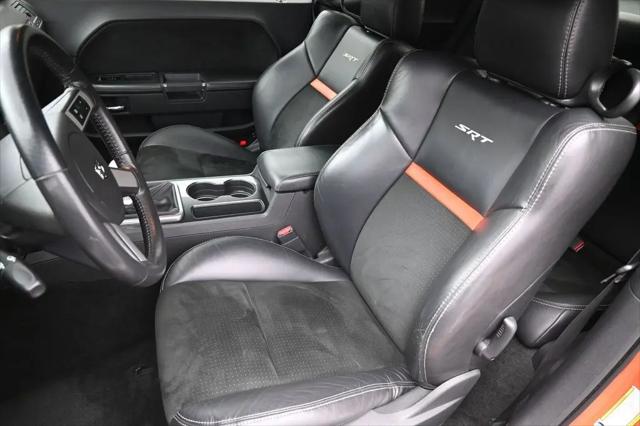 2009 Dodge Challenger SRT8