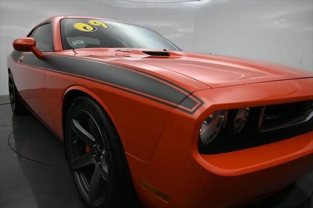 2009 Dodge Challenger SRT8
