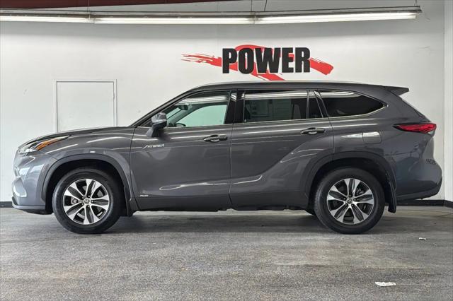2021 Toyota Highlander Hybrid XLE