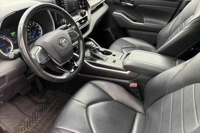 2021 Toyota Highlander Hybrid XLE