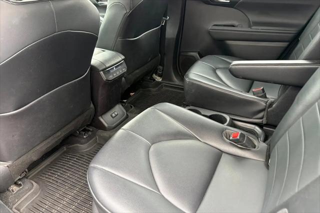 2021 Toyota Highlander Hybrid XLE