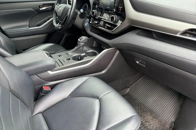 2021 Toyota Highlander Hybrid XLE