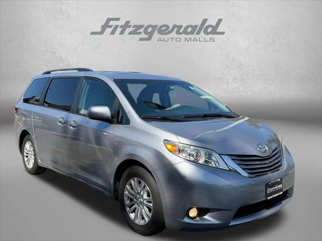 2017 Toyota Sienna XLE Premium 8 Passenger for sale in Gaithersburg, MD