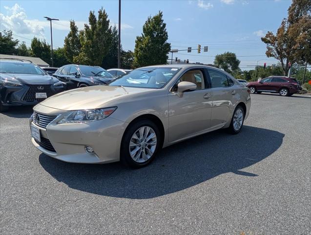 2015 Lexus ES 300h ES 300h