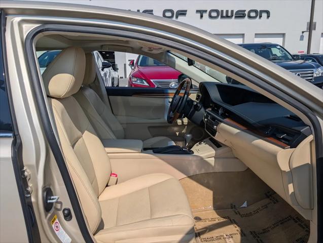 2015 Lexus ES 300h ES 300h