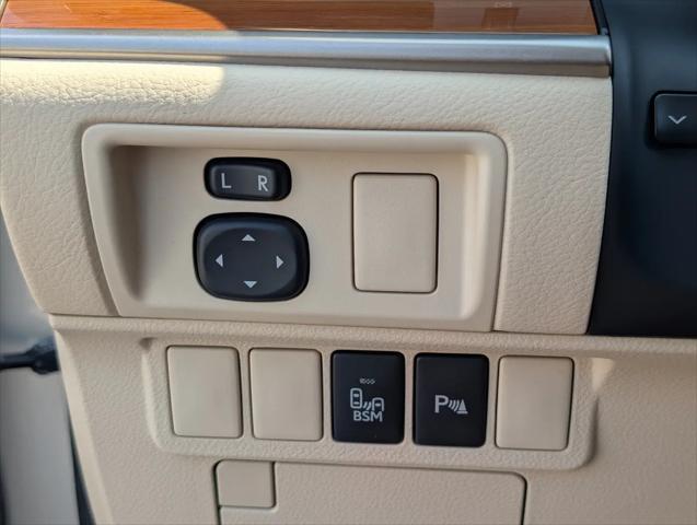 2015 Lexus ES 300h ES 300h