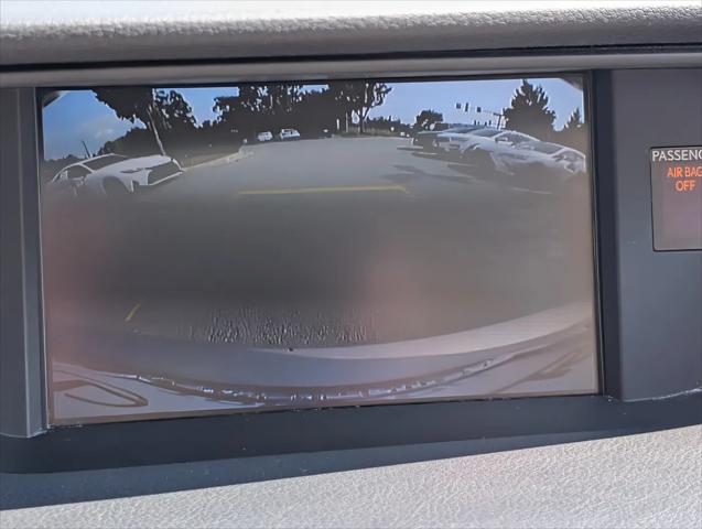 2015 Lexus ES 300h ES 300h