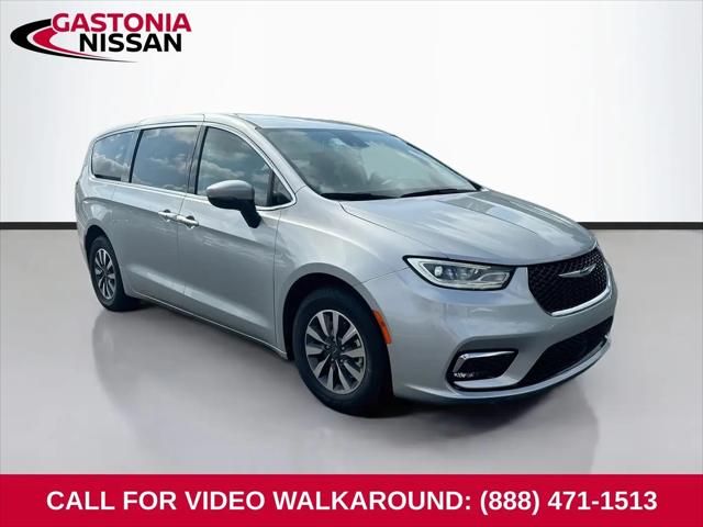2023 Chrysler Pacifica Hybrid Touring L for sale in Gastonia, NC