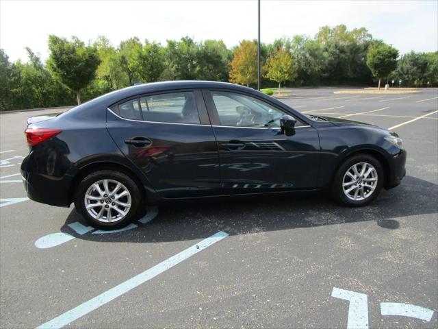 2016 Mazda Mazda3 i Grand Touring