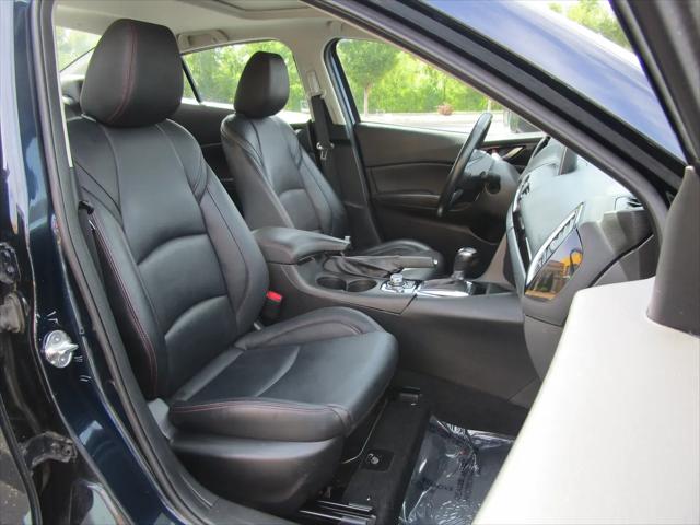 2016 Mazda Mazda3 i Grand Touring