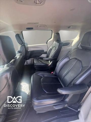 2023 Chrysler Pacifica Hybrid Touring L