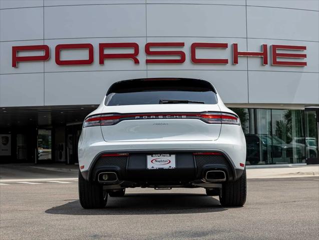 2026 Porsche Macan Macan