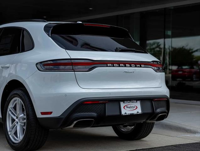 2026 Porsche Macan Macan