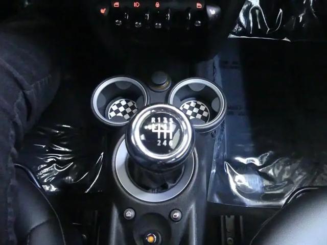 2012 MINI Cooper Cooper