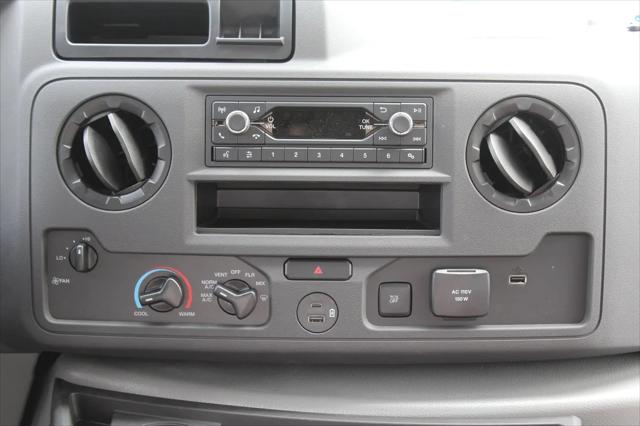 2027 Ford E-350 Cutaway E-350