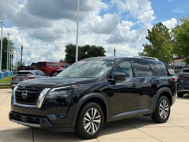 2025 Nissan Pathfinder SL FWD