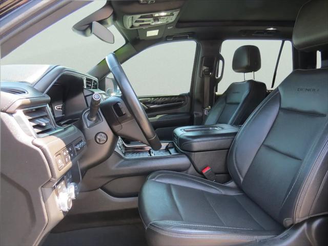 2023 GMC Yukon 4WD Denali
