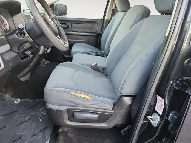 2017 Ram 1500 Express Crew Cab 4x4 57 Box