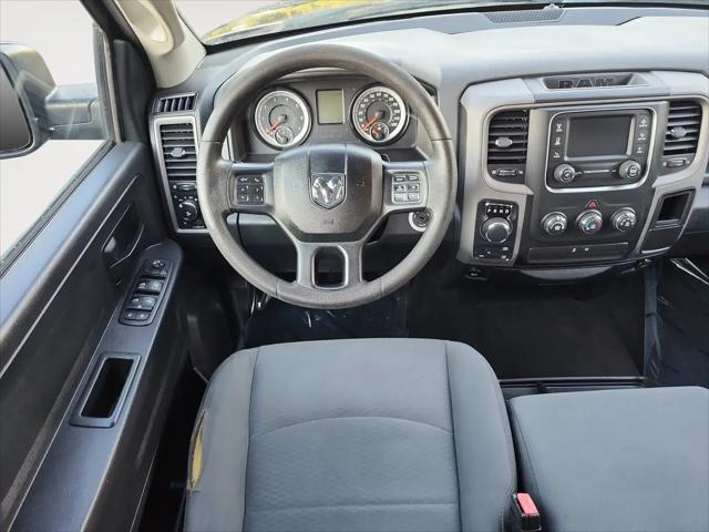 2017 Ram 1500 Express Crew Cab 4x4 57 Box