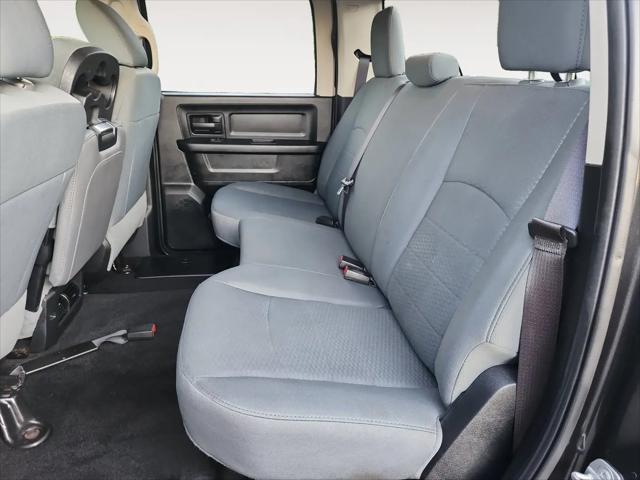 2017 Ram 1500 Express Crew Cab 4x4 57 Box