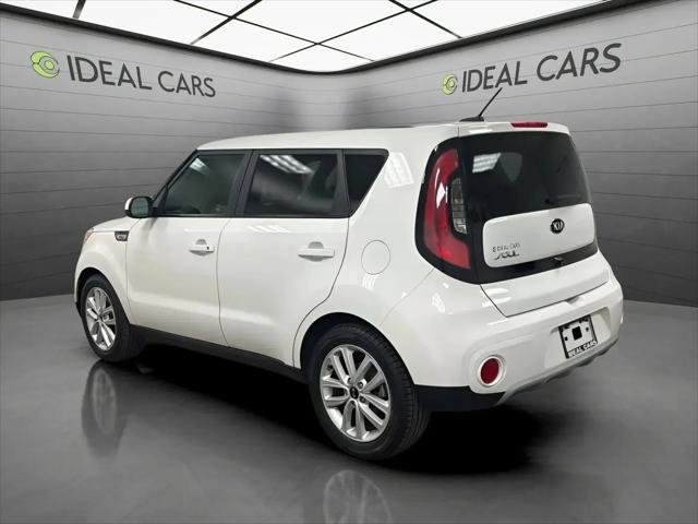 2019 Kia Soul +