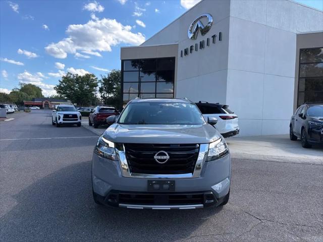 2023 Nissan Pathfinder Platinum 4WD
