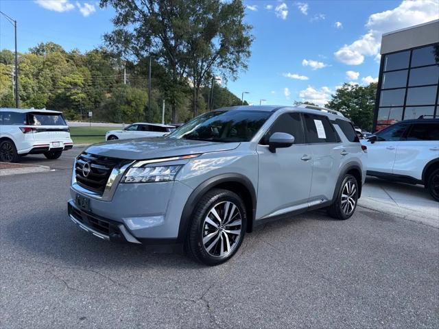 2023 Nissan Pathfinder Platinum 4WD