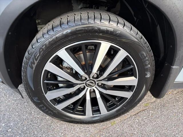 2023 Nissan Pathfinder Platinum 4WD