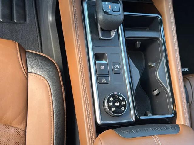 2023 Nissan Pathfinder Platinum 4WD