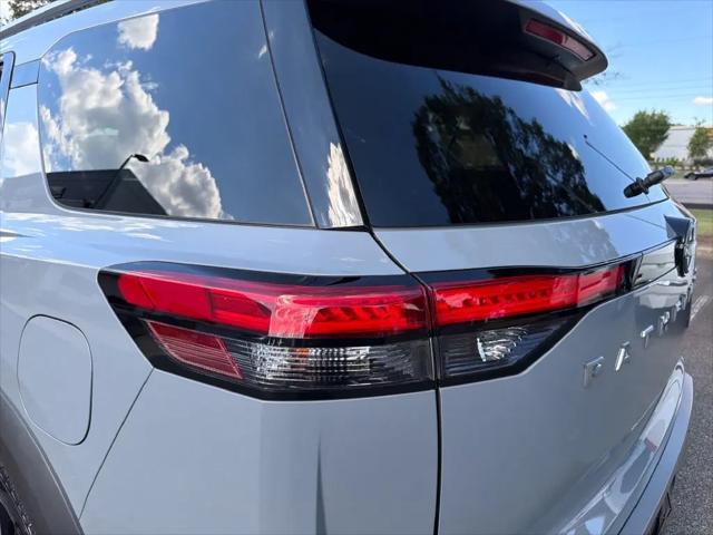 2023 Nissan Pathfinder Platinum 4WD