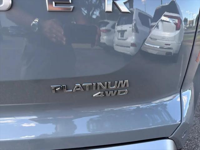 2023 Nissan Pathfinder Platinum 4WD