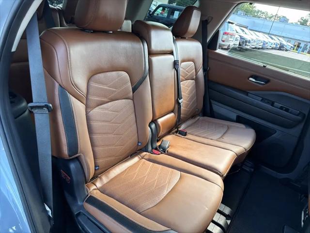 2023 Nissan Pathfinder Platinum 4WD