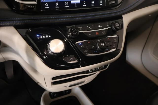 2021 Chrysler Pacifica Hybrid Touring L