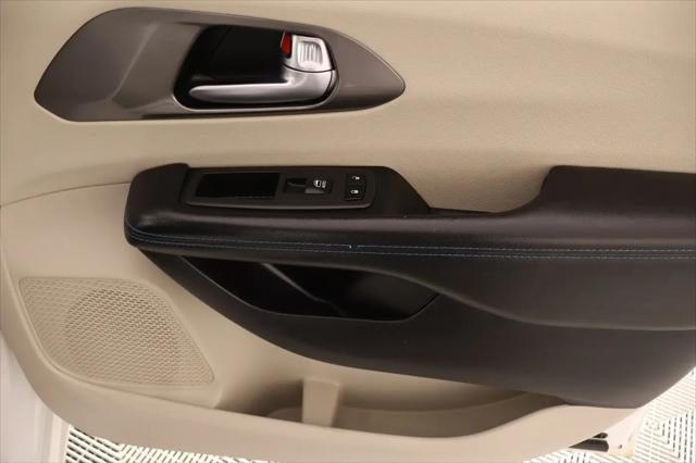 2021 Chrysler Pacifica Hybrid Touring L