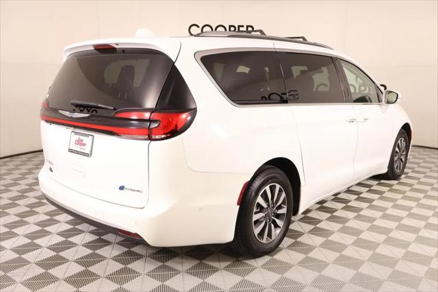 2021 Chrysler Pacifica Hybrid Touring L