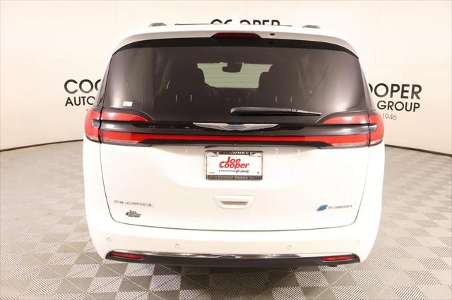 2021 Chrysler Pacifica Hybrid Touring L