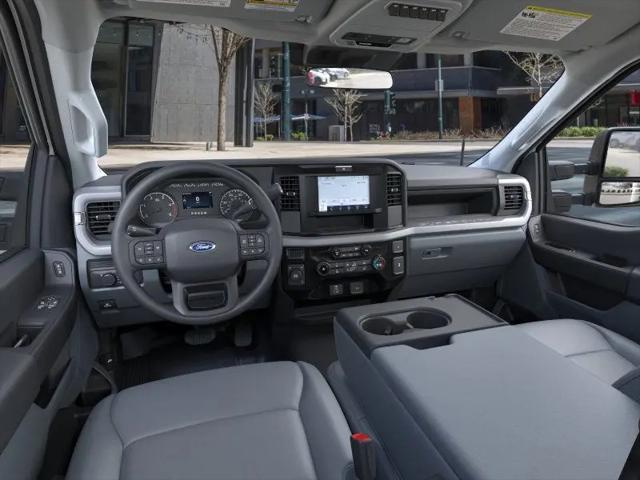 2025 Ford F-550 XL