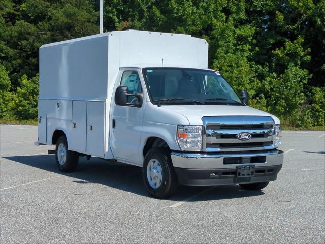 2027 Ford E-350 Cutaway E-350 for sale in Kernersville, NC