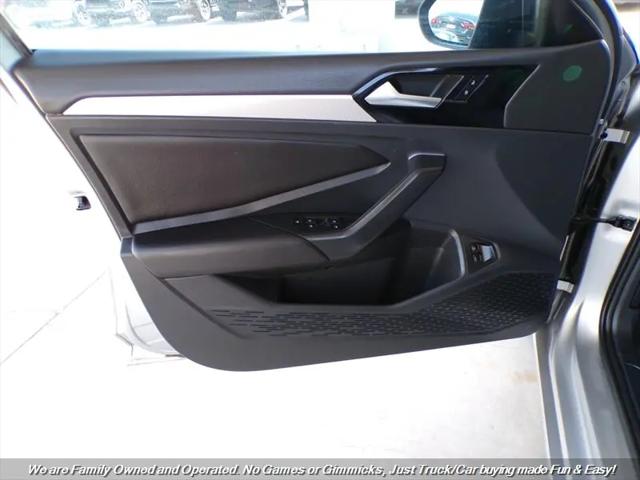 2021 Volkswagen Jetta 1.4T R-Line