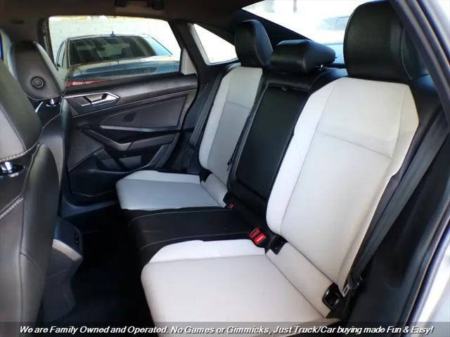 2021 Volkswagen Jetta 1.4T R-Line