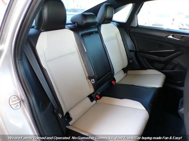 2021 Volkswagen Jetta 1.4T R-Line