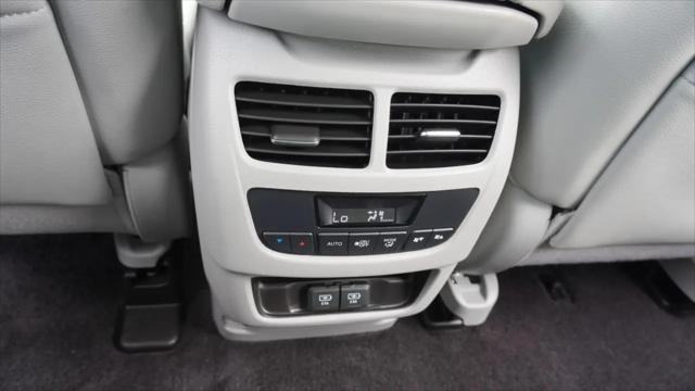 2017 Acura MDX w/Technology Package