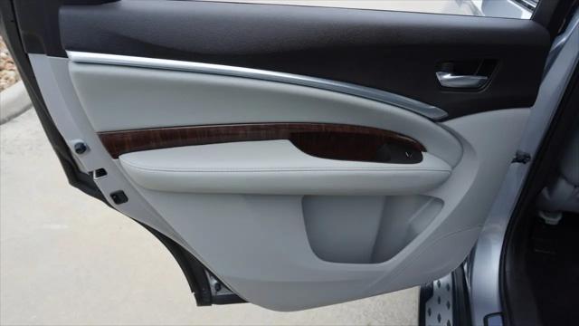 2017 Acura MDX w/Technology Package