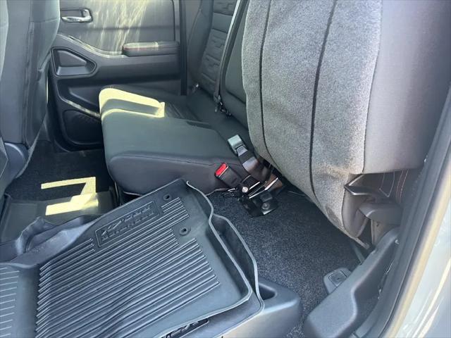 2024 Nissan Frontier Crew Cab PRO-4X 4x4