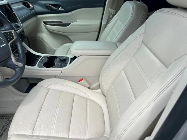 2020 GMC Acadia AWD Denali