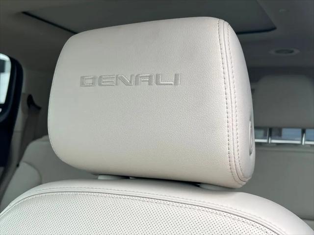 2020 GMC Acadia AWD Denali
