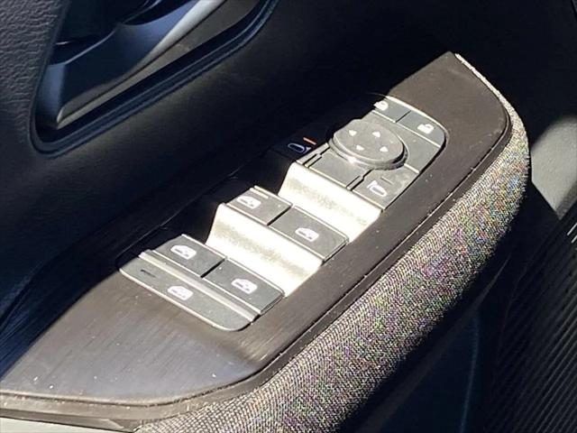2027 Nissan Kicks S