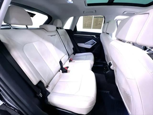 2021 Audi Q3 S line Premium