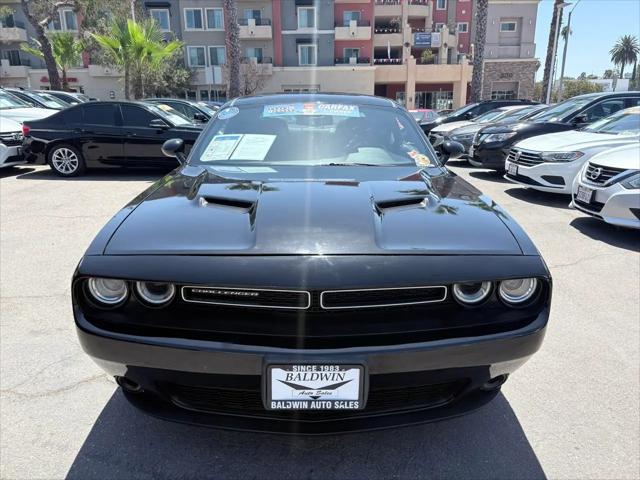 2016 Dodge Challenger SXT